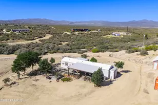 8360 W Barrington Rd, Wilhoit, AZ 86332 - Photo 34