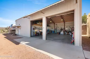 2932 N Skylight Dr, Kingman, AZ 86401 - Photo 48