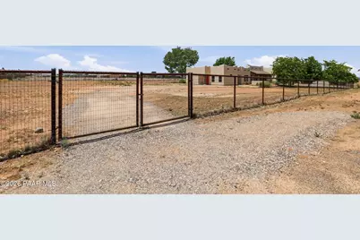9040 N Antelope Meadows Drive, Prescott Valley, AZ 86315 - Photo 46