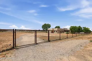 9040 N Antelope Mdws Dr, Prescott Valley, AZ 86315 - Photo 46