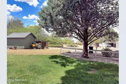 703 E Hueco Way, Chino Valley, AZ 86323 - Photo 2