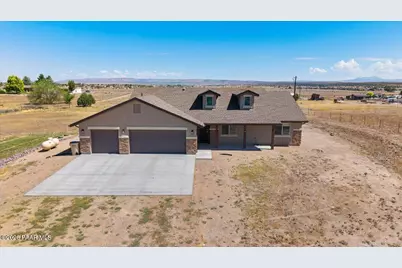 1228 W Tatanka Circle, Chino Valley, AZ 86323 - Photo 2