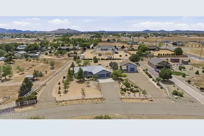 1058 Chuck Wagon Lane, Chino Valley, AZ 86323 - Photo 4