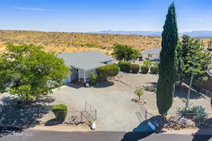 17460 E Jackrabbit Rd, Mayer, AZ 86333 - Photo 2