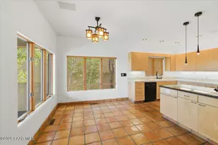 230 Crestwood E, Prescott, AZ 86303 - Photo 22