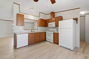 8789 E Totem Cir, Prescott Valley, AZ 86314 - Photo 6