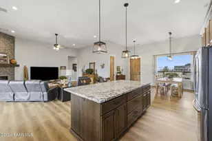 11101 N Seneca Point Ln, Prescott Valley, AZ 86315 - Photo 14