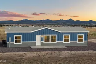 3419 W Cherry Blossom Ln, Paulden, AZ 86334 - Photo 4