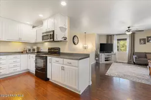 2040 W Thumb Butte Rd, Prescott, AZ 86305 - Photo 8