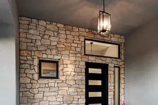 233 Sleepyglen Cir, Prescott, AZ 86303 - Photo 2