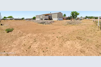235 W Acapulco Way, Paulden, AZ 86334 - Photo 4