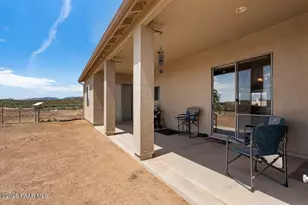 1805 S Crooked H Trail, Dewey-Humboldt, AZ 86327 - Photo 34