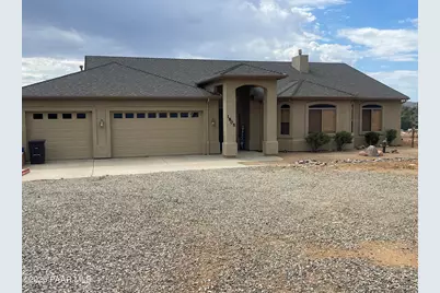 1805 S Crooked H Trail, Dewey-Humboldt, AZ 86327 - Photo 2