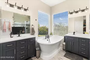 7648 E Nightingale Star Ln, Prescott Valley, AZ 86315 - Photo 16