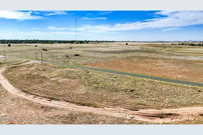 8517 E Roundup Drive, Prescott Valley, AZ 86314 - Photo 6