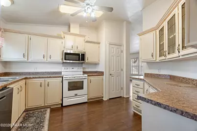 3349 N Lynx Lake Drive, Prescott Valley, AZ 86314 - Photo 10
