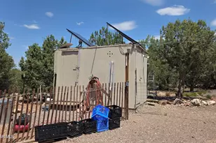 57602 N Hermana Ln, Seligman, AZ 86337 - Photo 14