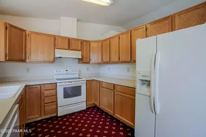 2875 N Cedar Springs Lane, Prescott Valley, AZ 86314 - Photo 14