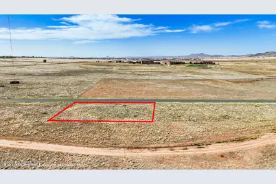 8485 E Roundup Drive, Prescott Valley, AZ 86314 - Photo 2
