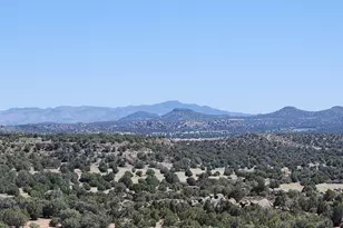21095 E McKenzie Dr, Kingman, AZ 86401 - Photo 16