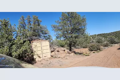 21095 E McKenzie Drive, Kingman, AZ 86401 - Photo 20