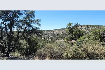 21095 E McKenzie Drive, Kingman, AZ 86401 - Photo 8
