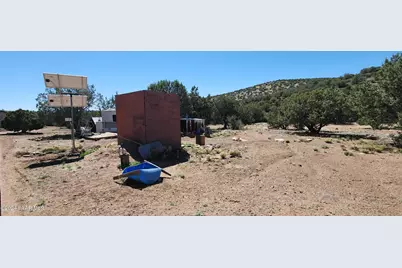 21095 E McKenzie Drive, Kingman, AZ 86401 - Photo 10