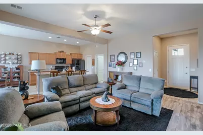 910 N Diaz Street, Prescott Valley, AZ 86327 - Photo 8