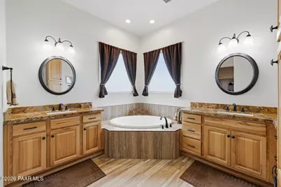 9860 N Loper Road, Prescott Valley, AZ 86315 - Photo 14