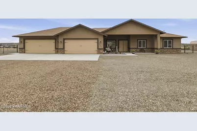 9860 N Loper Road, Prescott Valley, AZ 86315 - Photo 2