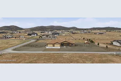9860 N Loper Road, Prescott Valley, AZ 86315 - Photo 38