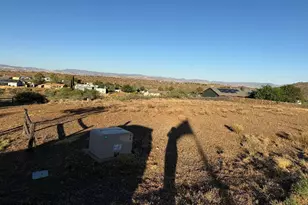 17748 E Bluejay Dr, Mayer, AZ 86333 - Photo 1
