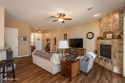 5286 N Elliot Avenue, Prescott Valley, AZ 86314 - Photo 8