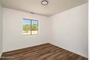 10375 E Oak Creek Valley Dr, Cornville, AZ 86325 - Photo 16