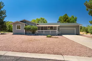 10375 E Oak Creek Valley Dr, Cornville, AZ 86325 - Photo 2