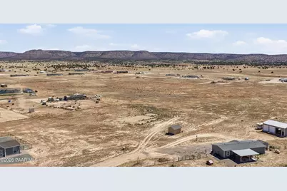 2280 W Chardonnay Way, Paulden, AZ 86334 - Photo 6