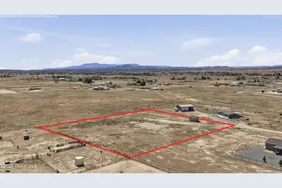 2280 W Chardonnay Way, Paulden, AZ 86334 - Photo 12