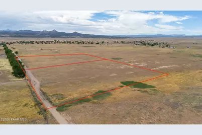 26000 N Champagne Lane, Paulden, AZ 86334 - Photo 1