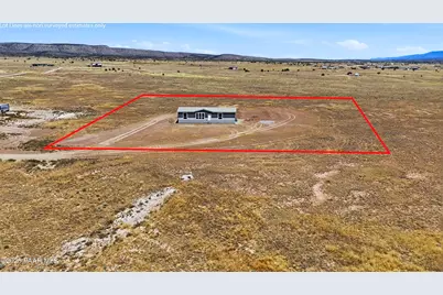 27139 N Kingdom Court, Paulden, AZ 86334 - Photo 2