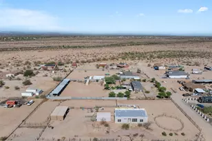 27513 N 252nd Ave, Wittmann, AZ 85361 - Photo 34