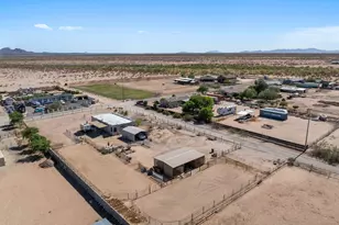 27513 N 252nd Ave, Wittmann, AZ 85361 - Photo 30