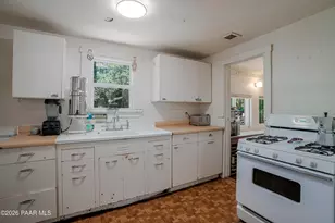 210 Cory Ave, Prescott, AZ 86303 - Photo 10