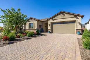 8636 N Wandering Creek Rd, Prescott Valley, AZ 86315 - Photo 2