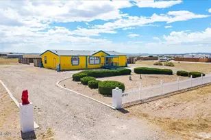 26875 N Kitty Hawk Ln, Paulden, AZ 86334 - Photo 2