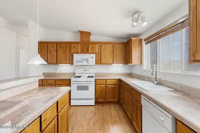 26875 N Kitty Hawk Lane, Paulden, AZ 86334 - Photo 8