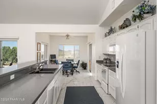 10479 E Old Black Canyon Hwy, Dewey-Humboldt, AZ 86327 - Photo 12