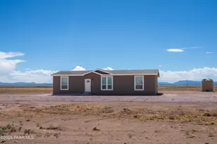 26936 N Chicory Wy, Paulden, AZ 86334 - Photo 2