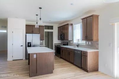 26936 N Chicory Way, Paulden, AZ 86334 - Photo 8