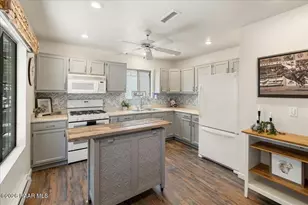 1388 E Pine Ridge Dr, Prescott, AZ 86303 - Photo 6