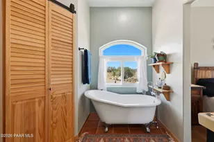 23962 N Headwaters Rd, Paulden, AZ 86334 - Photo 22